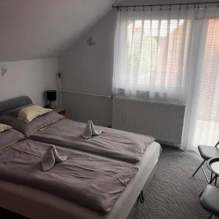 Baratok Haza * Hévíz